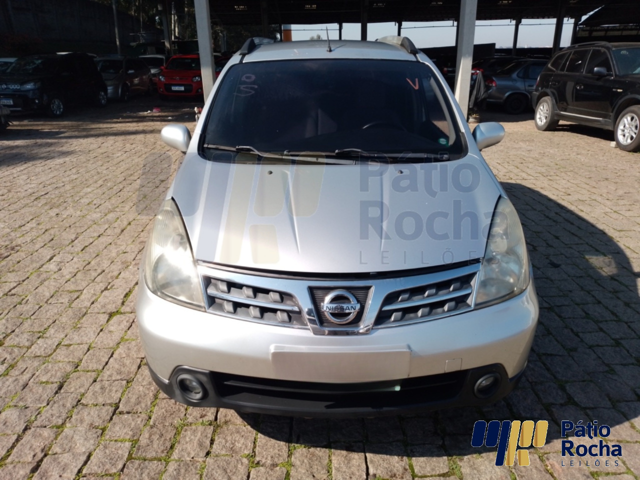 LOTE 23 NISSAN/LIVINA 18 SL FLEX 2009/2010